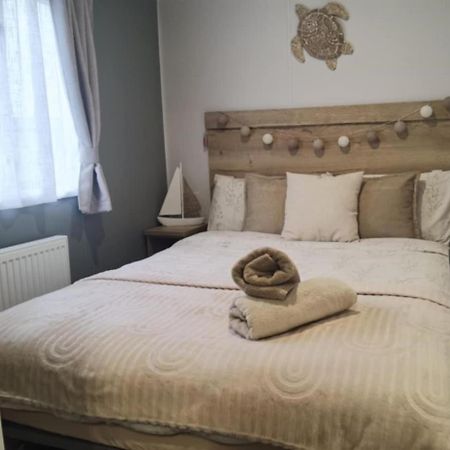 Big Boss Caravan-Camber Sands, Free Wi-Fi, Netflix, Parking Exterior photo