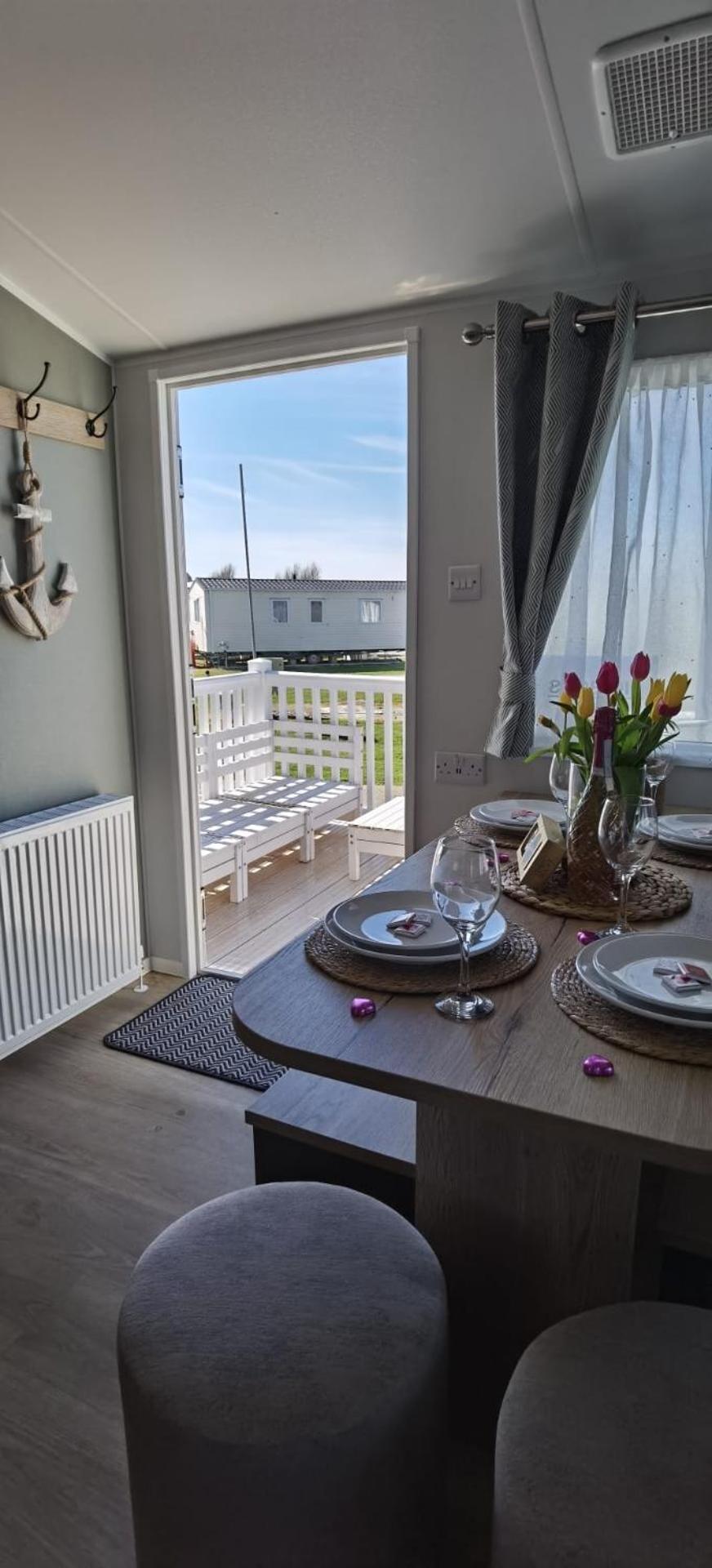 Big Boss Caravan-Camber Sands, Free Wi-Fi, Netflix, Parking Exterior photo